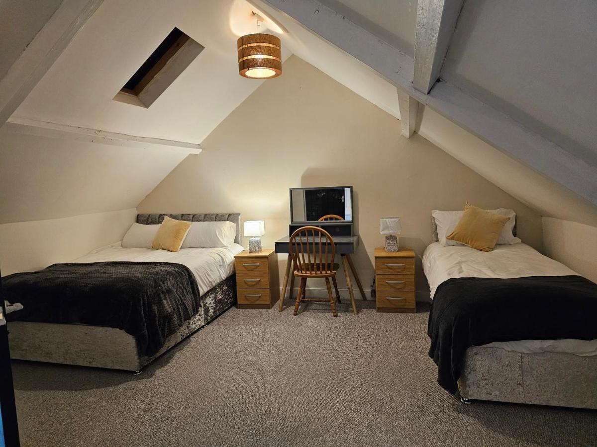 Skyline Queen'S Suites 203 Swansea Bagian luar foto