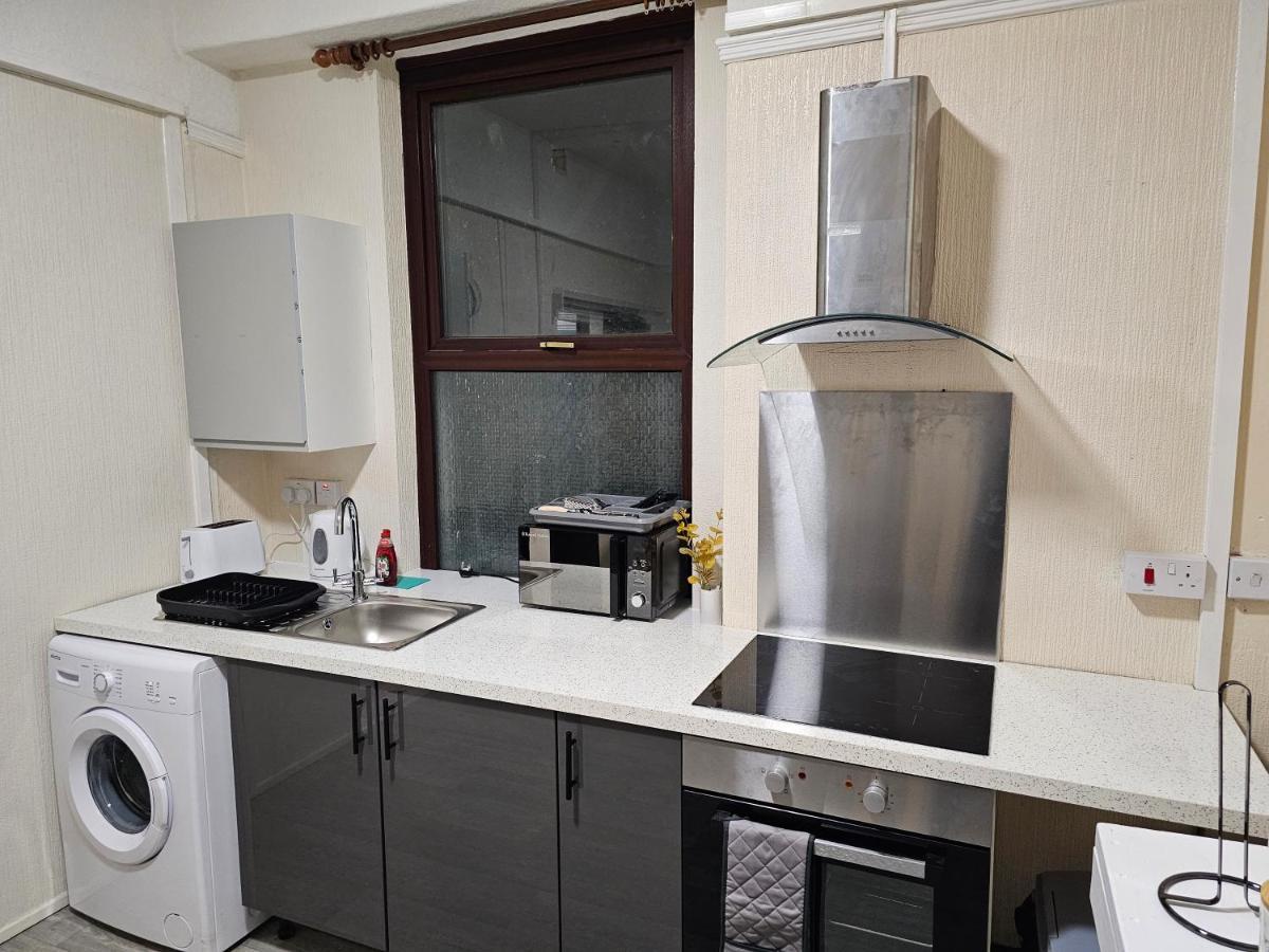 Skyline Queen'S Suites 203 Swansea Bagian luar foto